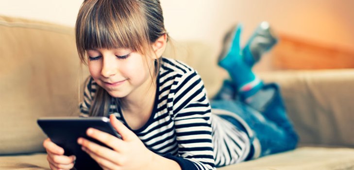 Preschooler иска таблетката като подарък: купуват ли или не?