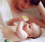 Режим на деня на детето до една година