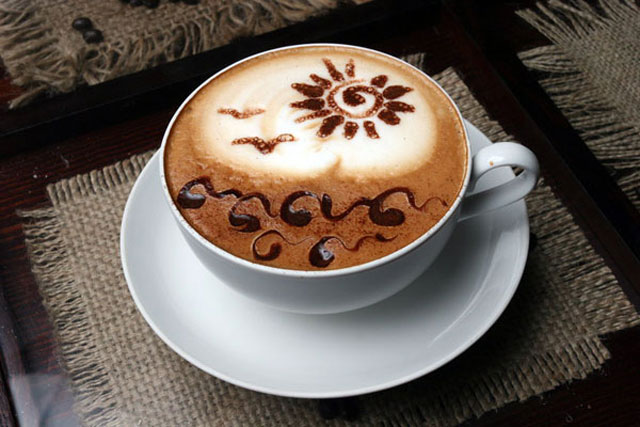 Latte art - кафяво боядисване