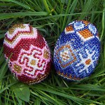 Великденски яйца от мъниста