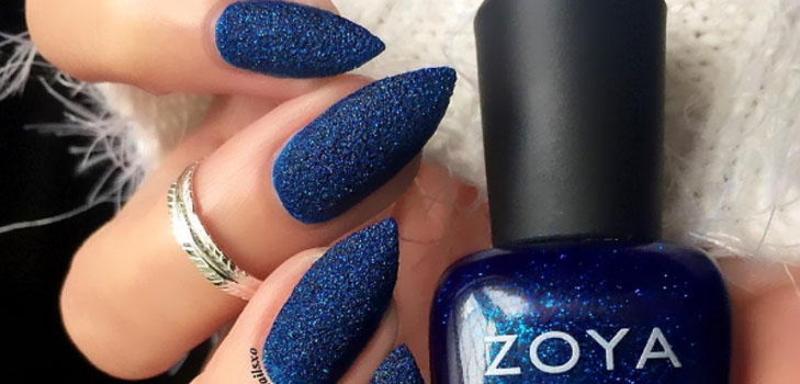 Най-хубавата нова година на ноктите с лакове Zoya Enchanted