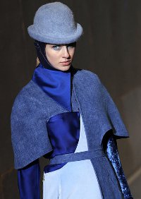 Модни костюми есен-зима 2011-2012