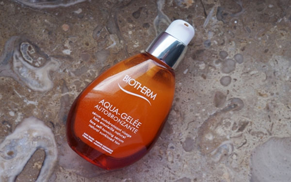 Biotherm Aqua-Gelée Solaire плажна линия за кадифена кожа