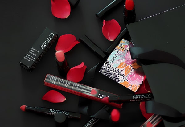 Празничен грим с декоративна колекция Artdeco Hypnotic Blossom