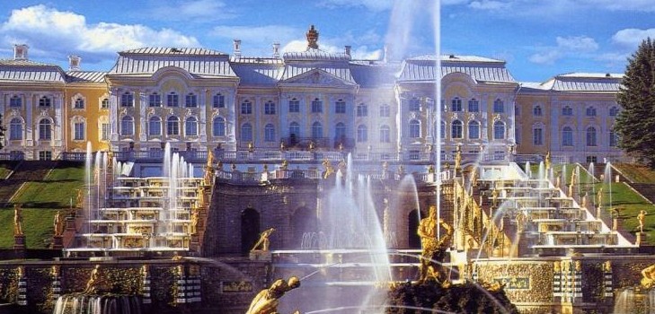 Времето в Санкт Петербург през август 2016 г. е предвидено от хидрометеорологичния център. Какво е времето в Санкт Петербург през август?