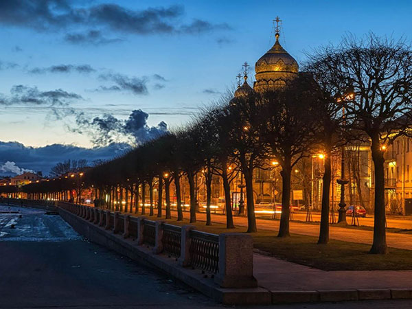 Времето в Санкт Петербург през април 2017 година