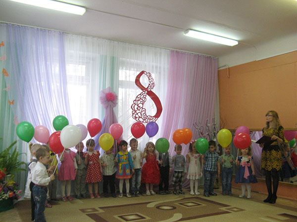 Поздравления за момичетата на 8 март