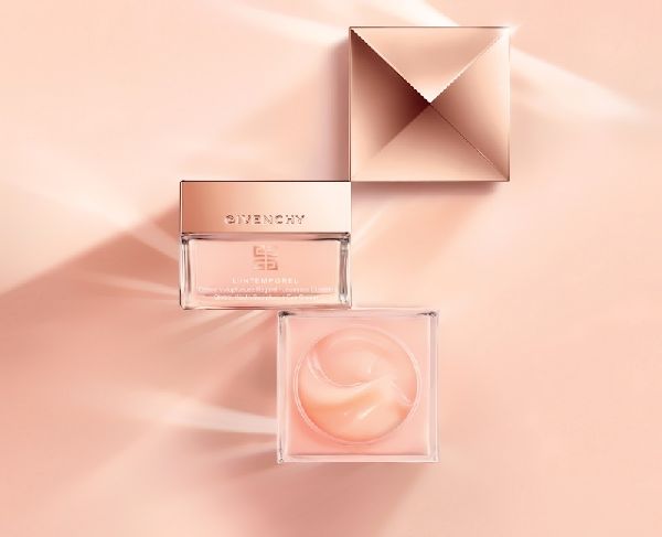 Слънчевата светлина срещу бръчки: анти-стареене линия Givenchy L'Intemporel