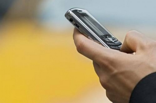 Как могат абонатите на MTS да попълнят сметките си?