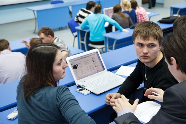 студенти на лекция