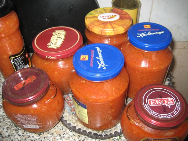 Adjika от тиквички за зимата: стъпка по стъпка рецепти на празното място с снимка
