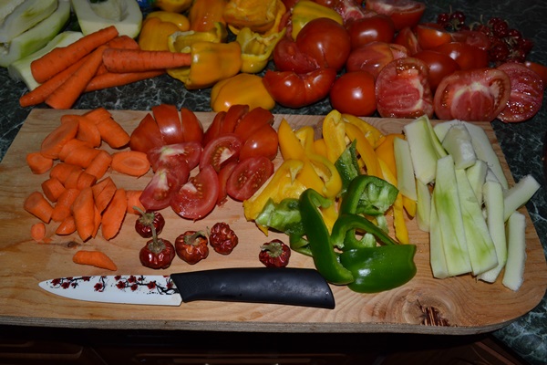 Adjika от тиквички за зимата: стъпка по стъпка рецепти на празното място с снимка