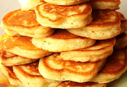 Прекрасни палачинки с кисело мляко