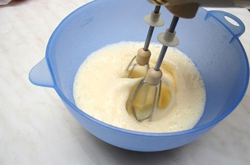 Прекрасни палачинки с кисело мляко