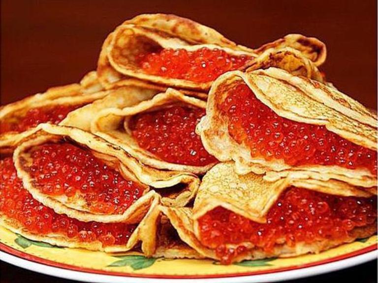 Тайни за готвене: рецепти за най-вкусните пълнени палачинки с снимки и видеоклипове