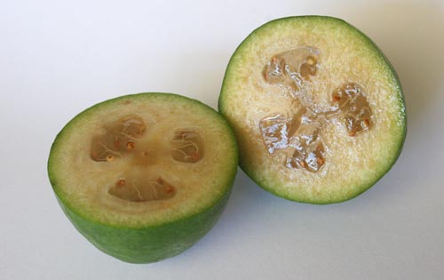 Feijoa с мед, рецепта с снимка