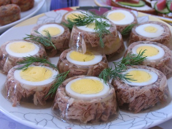 Рецепти за вкусно студено в мултивариантна