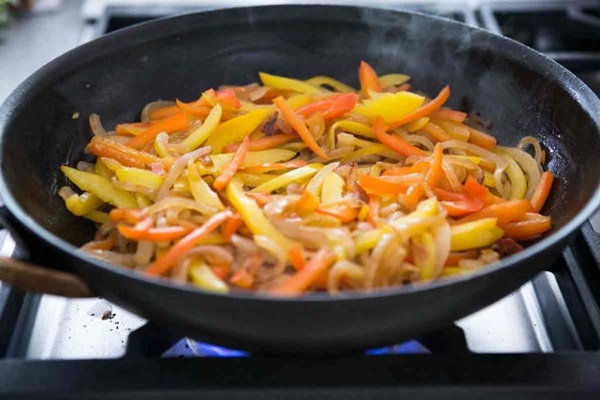 Вкусни тиквички във фурната - рецепти