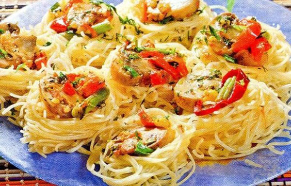 Рецепта за вкусни гнезда на MACFFA с мляно месо и домат