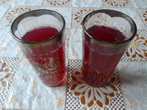 Вкусен компот от малини за зимата