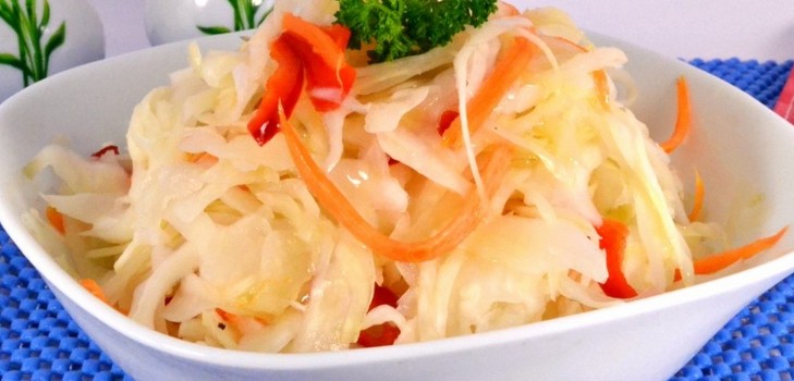 Мариновано зеле за зимата - хрупкаво, в саламура, вкусно, с аспирин, в кутии, без стерилизация, под железни капаци