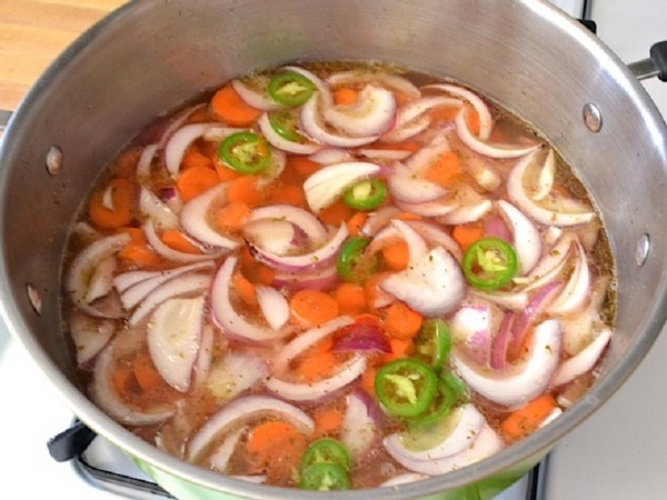 Моркови за зимата в кутии - на корейски, лечо, салата, дресинг - много вкусни рецепти с лук, цвекло, черен пипер. Как да запазим морковите за зимата вкъщи