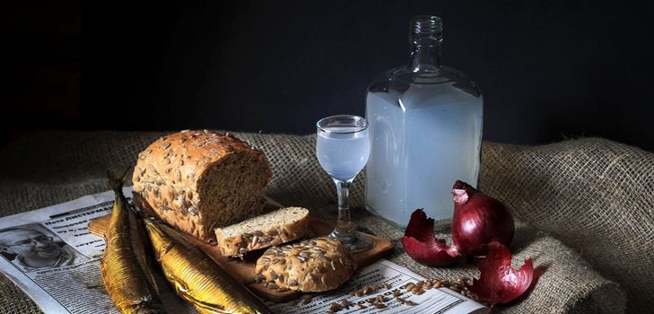 Тинктури на лунна светлина