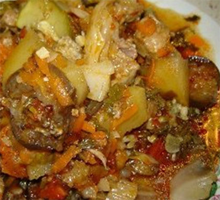 поставете всички зеленчуци в купата
