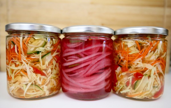 Рецепти от зеле за зимата: вкусни салати, заготовки без оцет, с аспирин, без стерилизация
