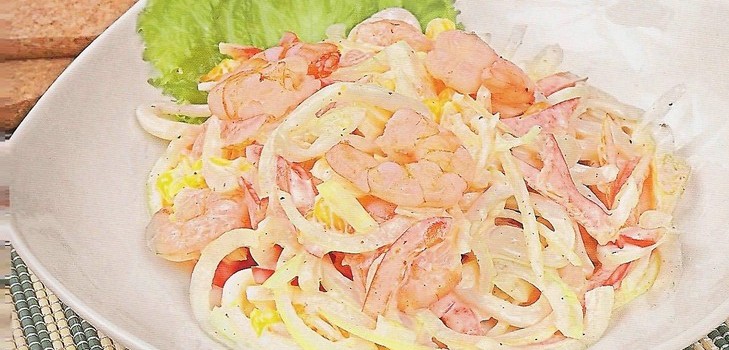 Скариди и калмари салата