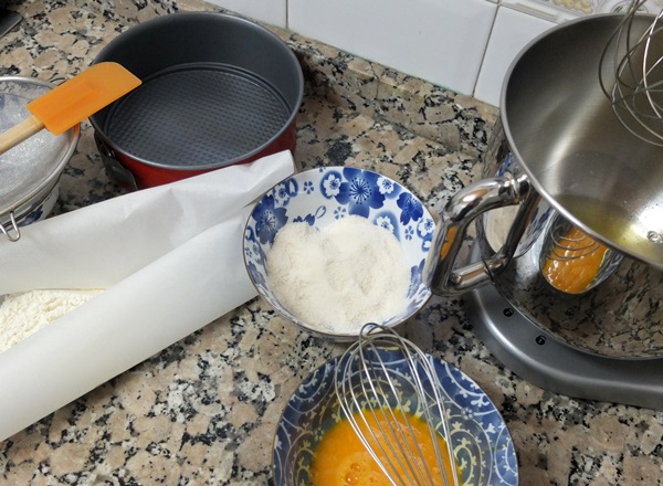 Блатна шарлата във фурната - прости и вкусни рецепти