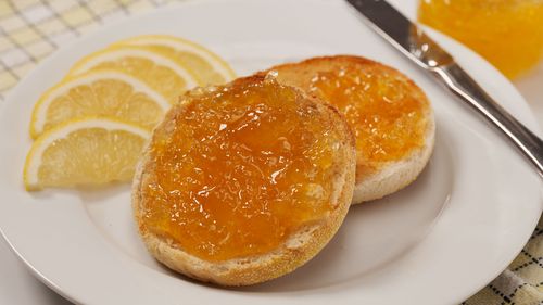 Лимонов конфитюр с ликьор