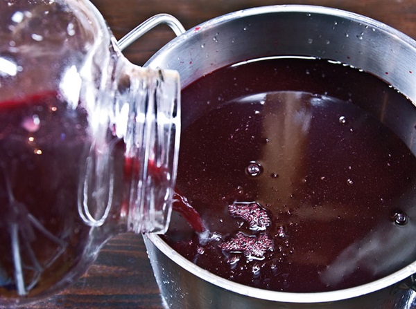 Домашно вино от chokeberry