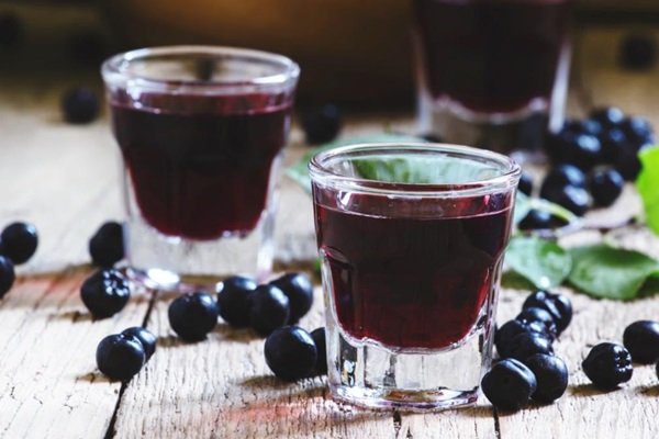 Домашно вино от chokeberry