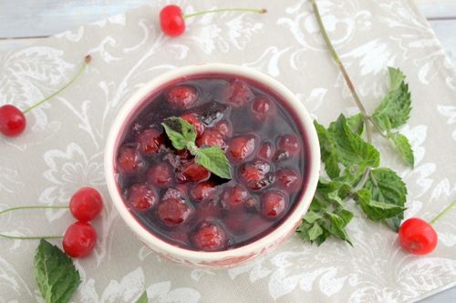Cherry confiture за зимата, рецепта. Как да готвяте конфитюр от череша в мулти-маркер, инструкции стъпка по стъпка