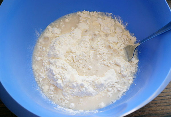 Вкусна рецепта: калцон със зеленчуков пълнеж