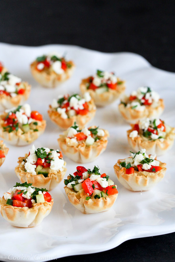 Закуски за Нова Година 2017 Петел - ние подготвяме нови вкусни и интересни рецепти за прости студени и топли новогодишни закуски