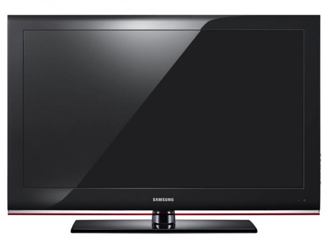 Samsung LE32B530 P7W LCD телевизор